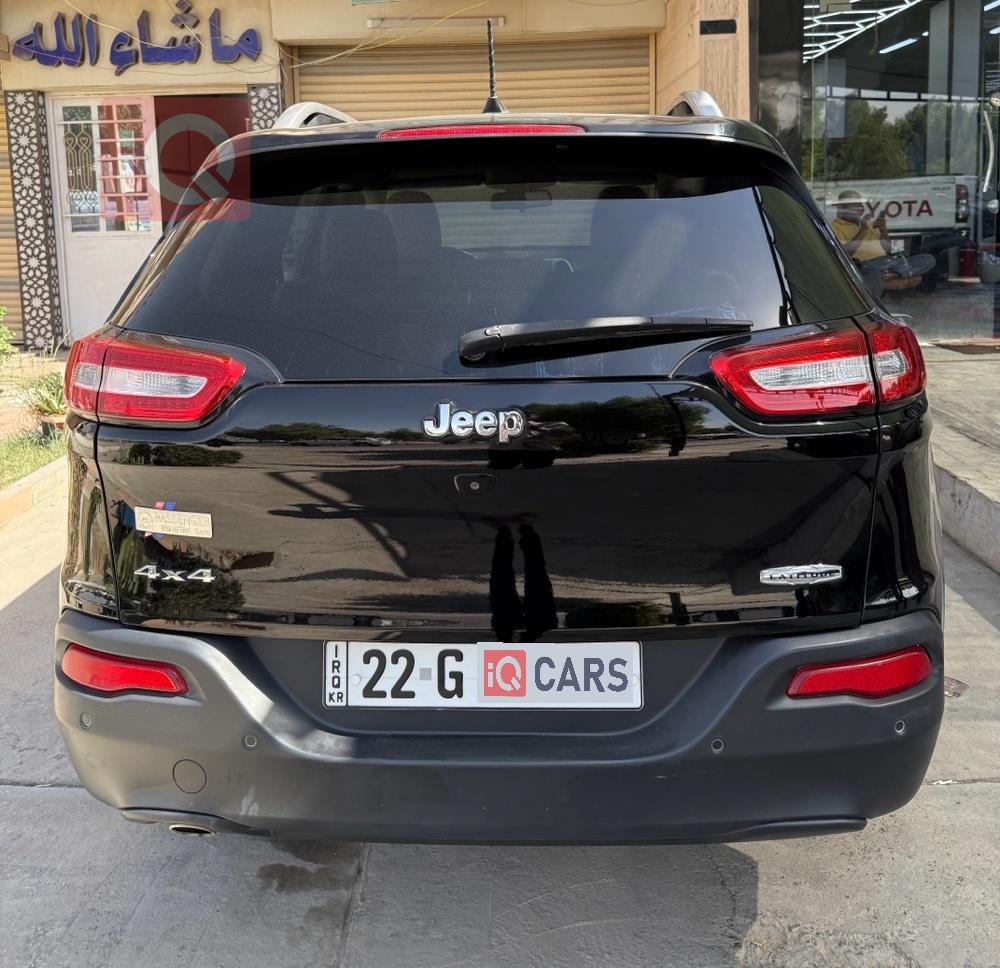 جیپ شیرۆکی